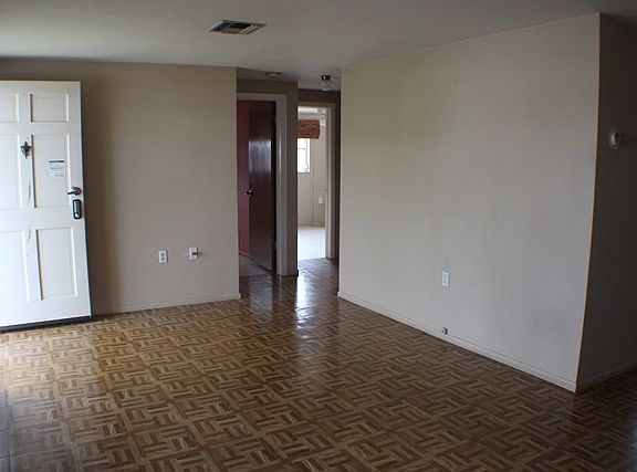 5th image of 3512 Harvard Dr