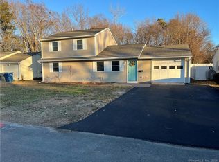 37 Plum Tree Rd, Plainville, CT 06062