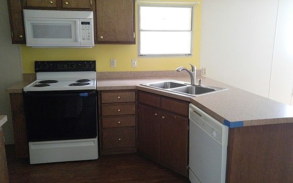 5th image of 305 Ponderosa Pt