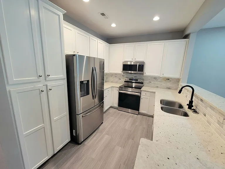14910 Scothurst Ln — Photo 6