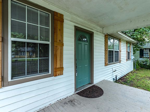 2nd image of 6024 Transylvania Ave