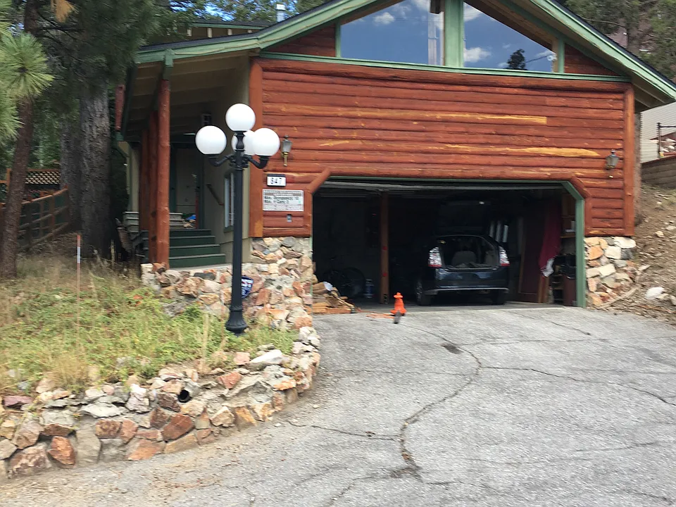 847 Tehama Dr