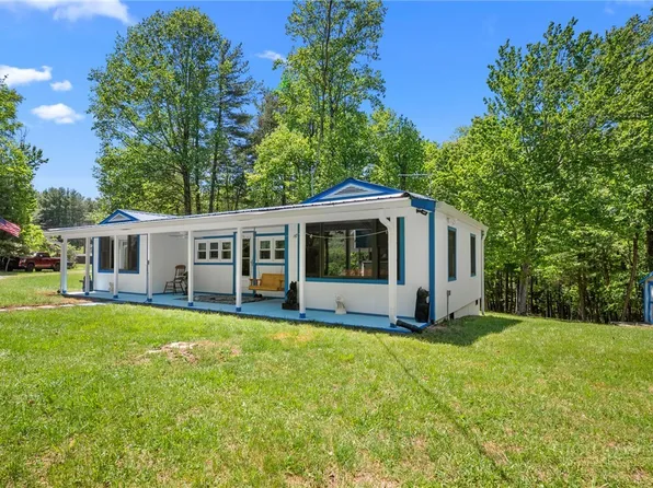 154 Folger Road, Sparta, NC 28675