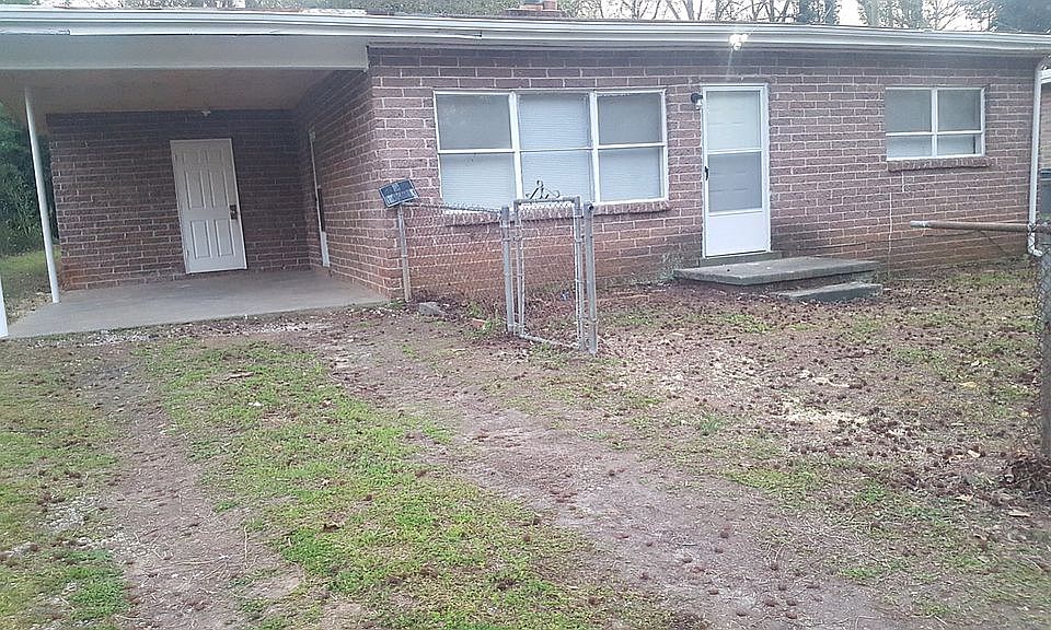 1st image of 18 Farley Ave