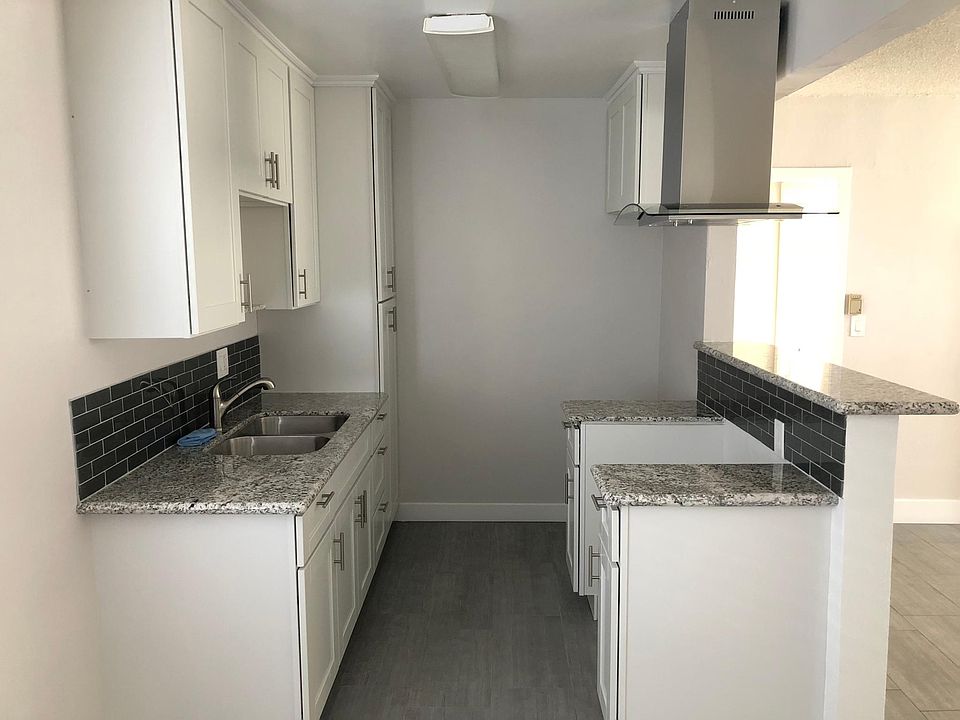 1st image of 571 W 12th St APT 2