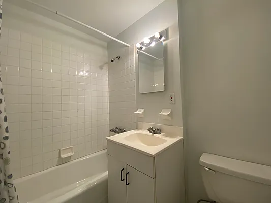 Rented by First Point Management | media 29