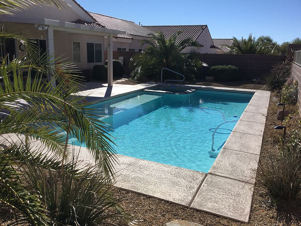 Solar Heated Pool & Spa