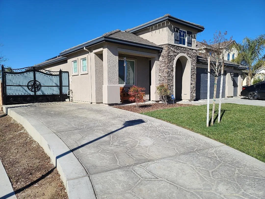 1719 Peat Ct photo 1