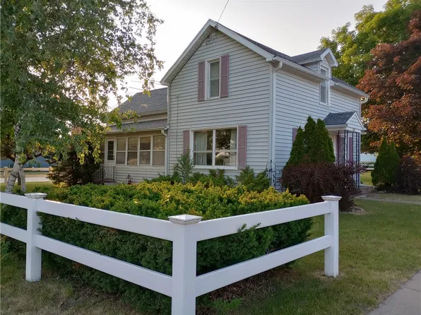 110 Main Street, Taylor, WI 54659
