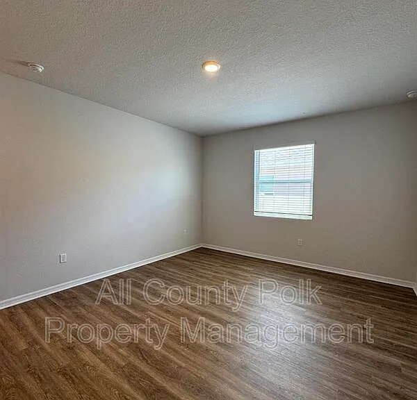 851 Folklore Ln — Photo 13