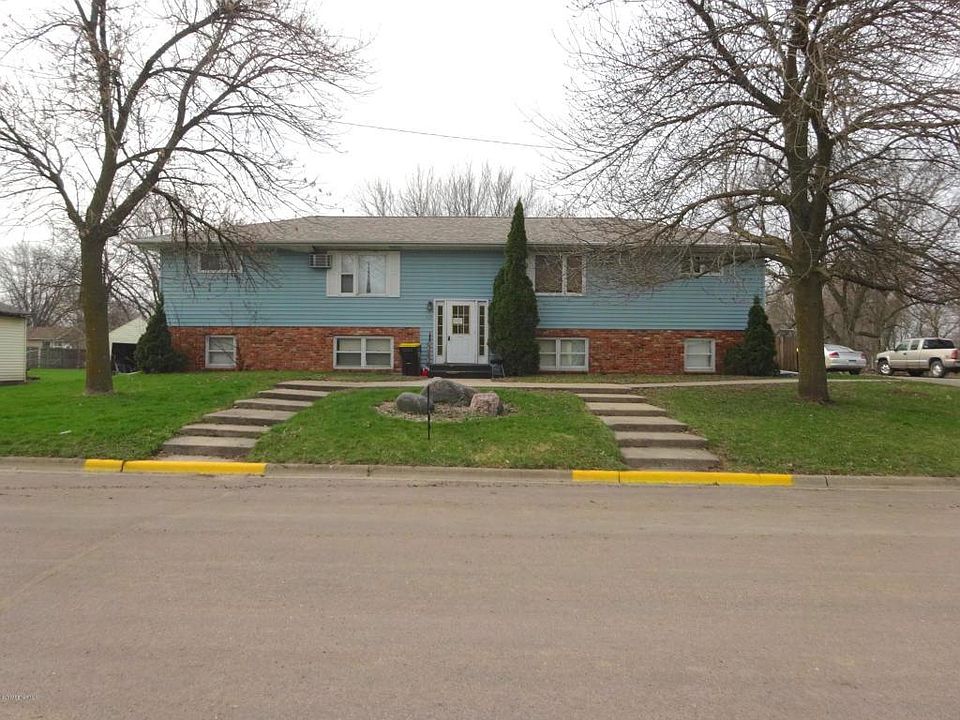 1st image of 40 W Lake Ave