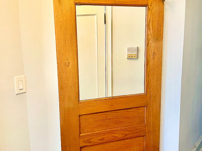 907 W Sheridan Rd #3 — Photo 7