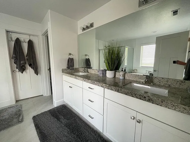7868 S Grantown Ct — Photo 11