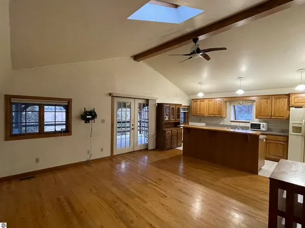 4265 Townline Rd, Standish, MI 48658