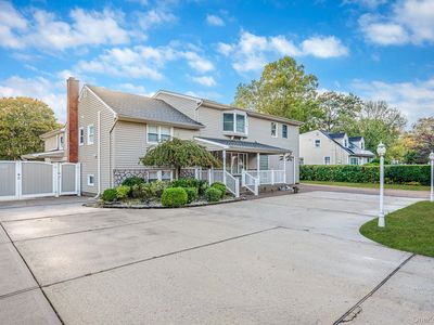 1655 Stein Drive, Bay Shore, NY, 11706
