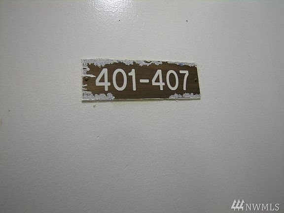 2nd image of 609 S 15th St APT 401