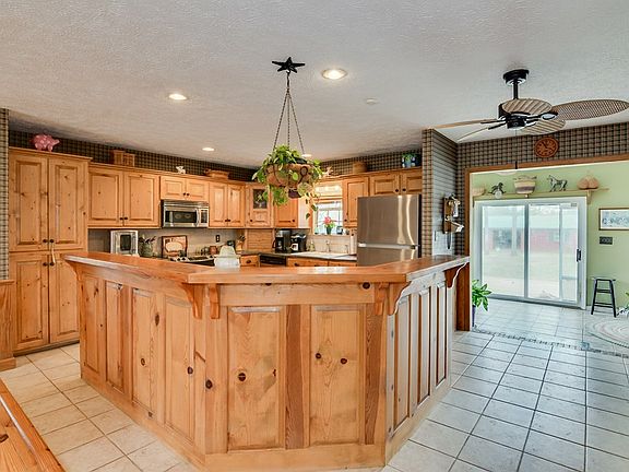 4th image of 316 Ballard Dr