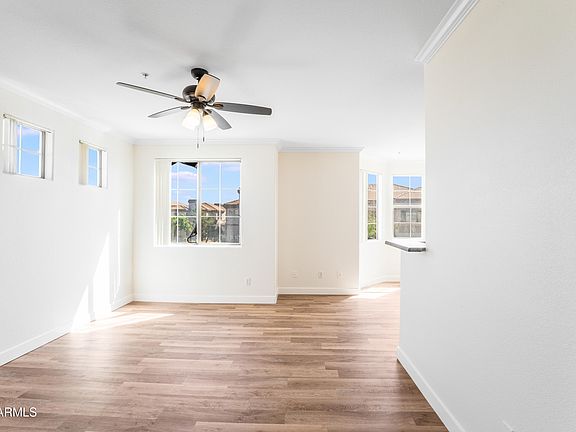 4th image of 1941 S PIERPONT Drive #2032