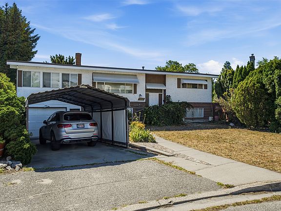 4th image of 766 Coopland Cres