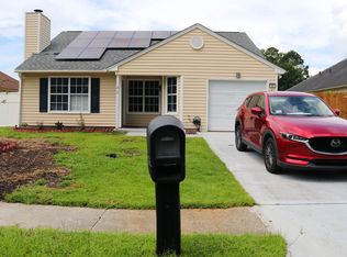 212 Finn Cir, Savannah, GA 31419