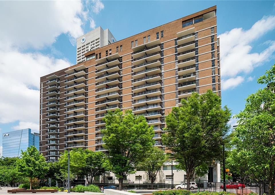 1st image of 620 Peachtree St NE APT 2011