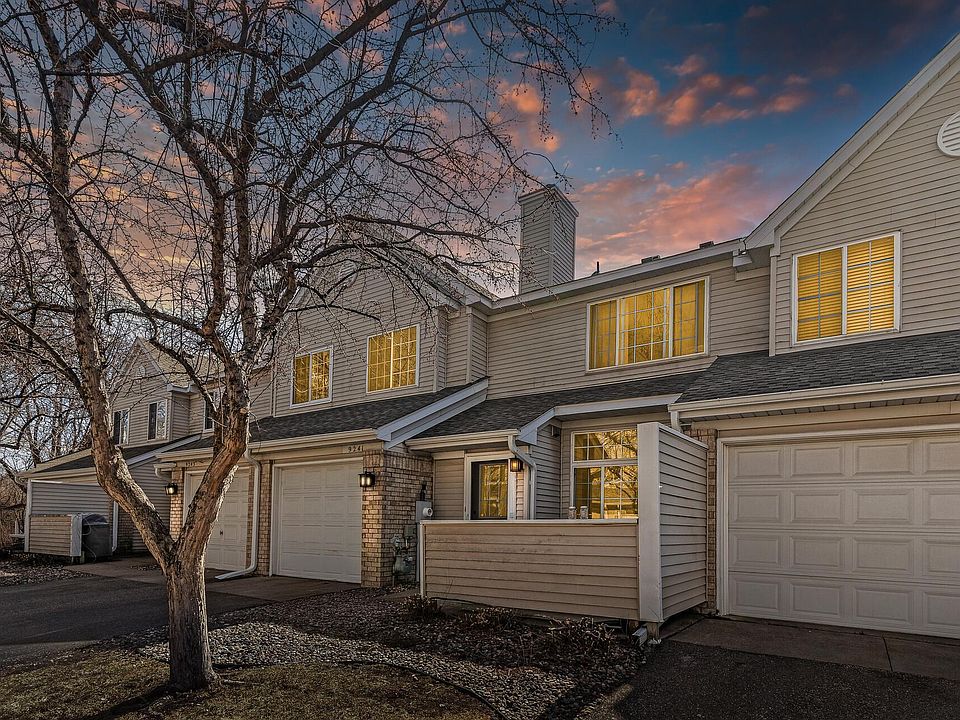 1st image of 9241 Troon Ct