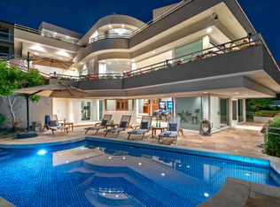 415 Maono Loop, Honolulu, HI 96821