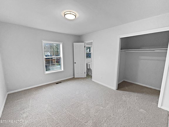 4th image of 4028 Catalpa Ave