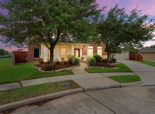 2501 Rock Shoals Way, Pearland, TX 77584