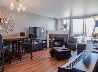 555 Abbott St #814, Vancouver, BC