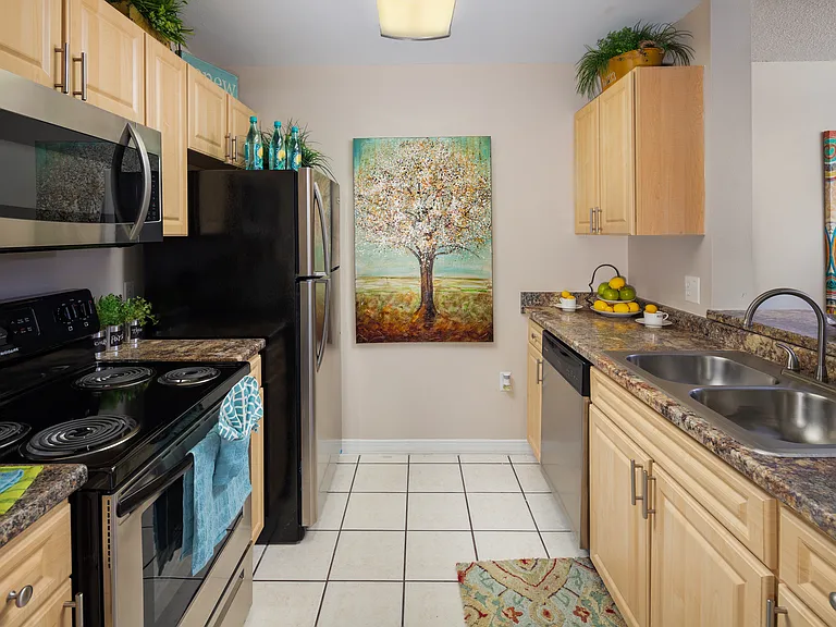Kendall Ridge Apartment Homes — Photo 15