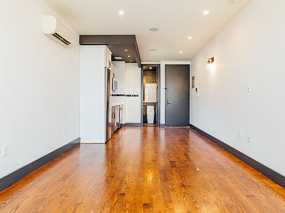 5th image of 703 Rogers Ave APT 3B
