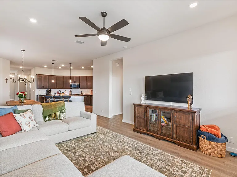 128 Radnor Rd — Photo 49