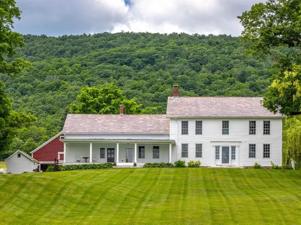 13 Bliss Road, Tinmouth, VT 05773