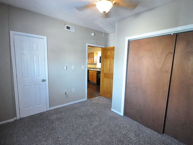 61 McMillen Ave — Photo 13