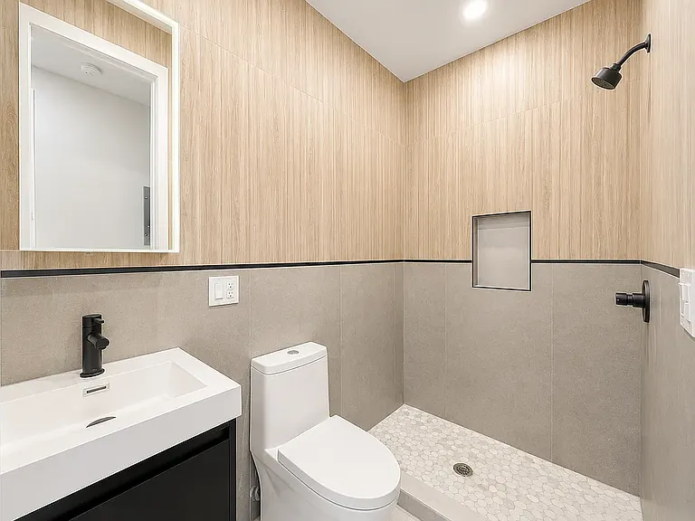 512 Onderdonk Ave #3C — Photo 13