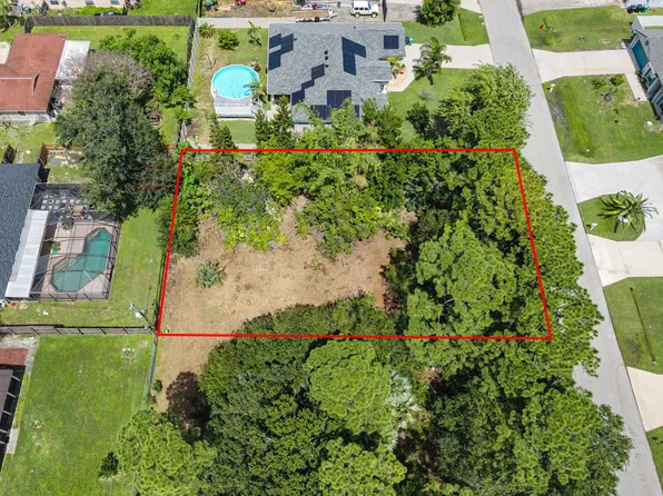 1762 SW Cochran Street, Port St Lucie, FL 34953