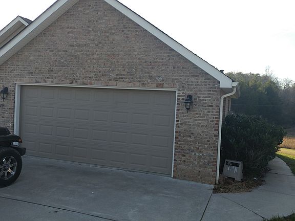 3rd image of 529 Lauren Michelle Ln
