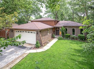 9949 S 84th Ave, Palos Hills, IL