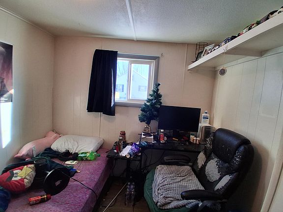 4th image of 507 E Groninger St