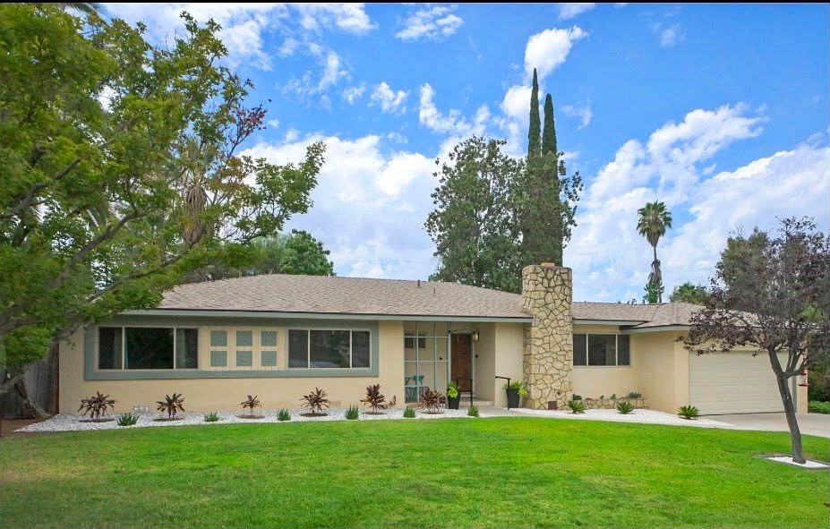 1st image of 414 Via Vista Dr