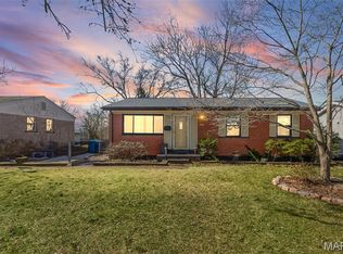 1826 Oliveto Ln, Hazelwood, MO 63042