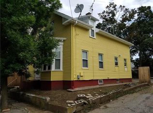 101 Alverson Ave, Providence, RI 02909