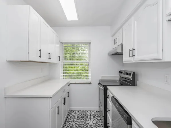 6949-6953 Murray Ave, 6949-6953 Murray Ave, Cincinnati, OH 45227