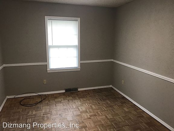 5th image of 3745 S Parklane Ave