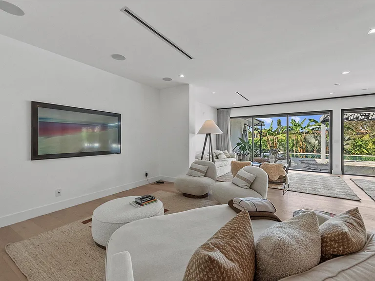 11685 Maidstone Dr — Photo 13