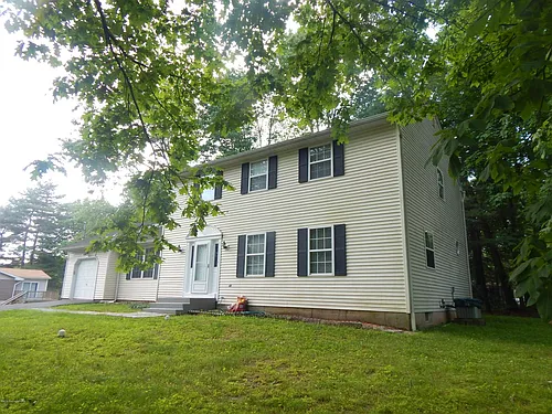 111 Lilac Dr Photo 1