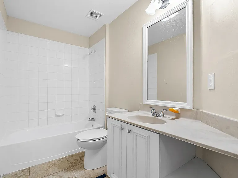 11806 Whisper Creek Dr — Photo 4