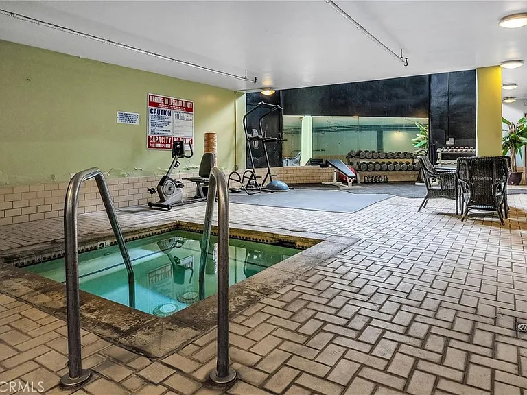 750 S Bundy Dr #108 — Photo 24