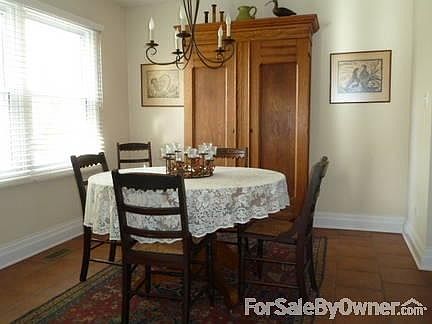 5th image of 254 Stanyon Ct
